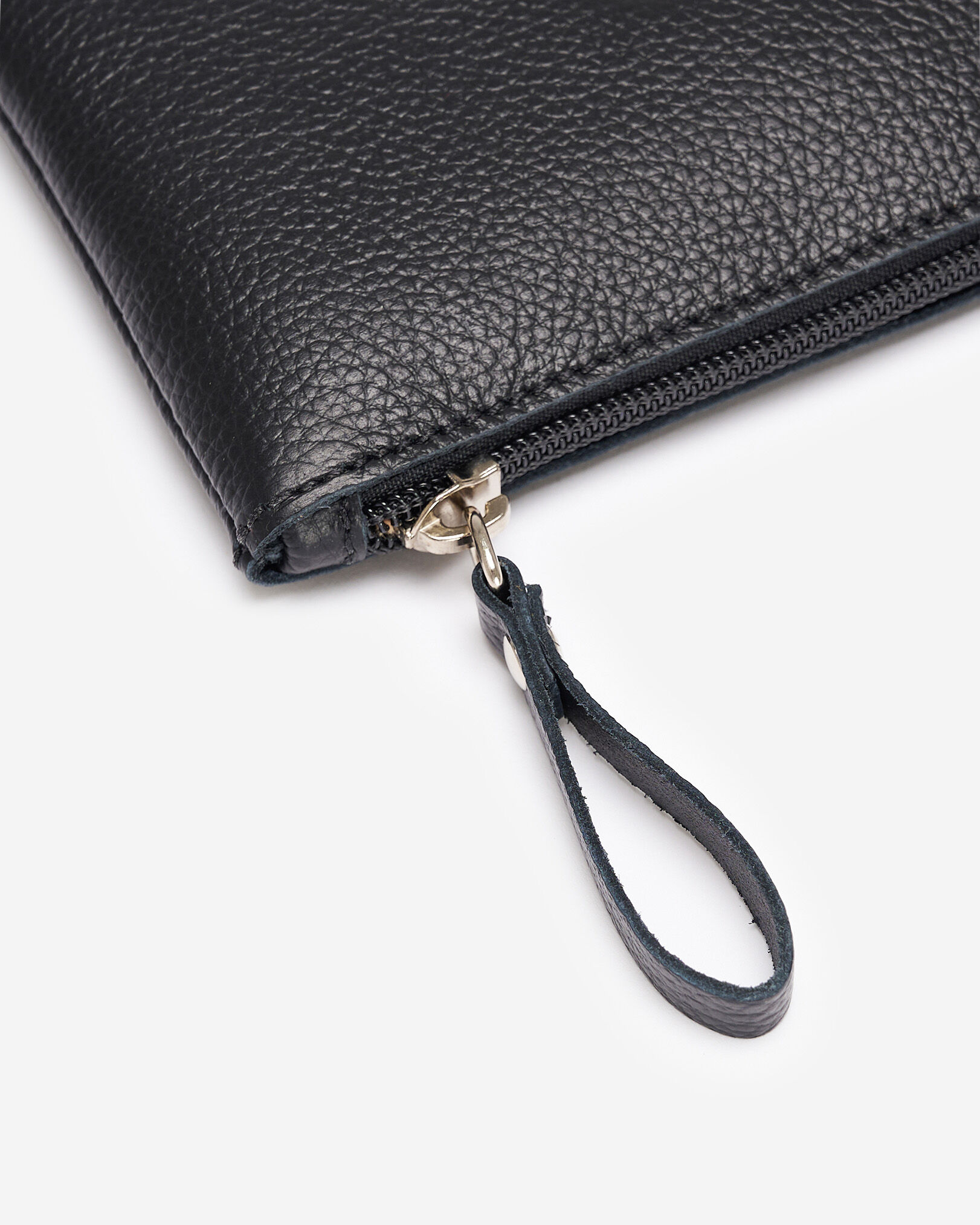 Roots Worldwide Pouch Japan