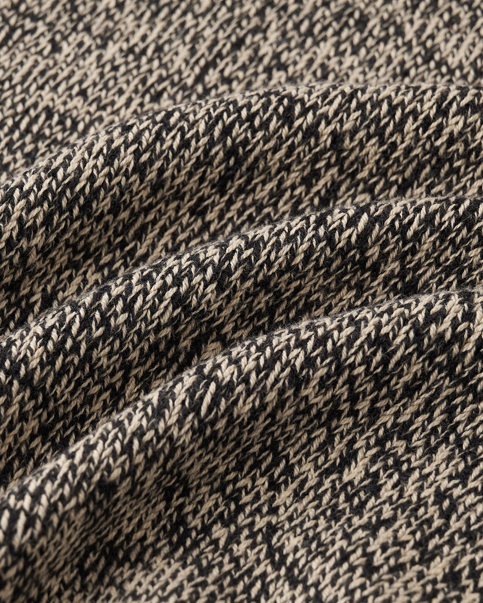 Chandail Cabane à motif intarsia