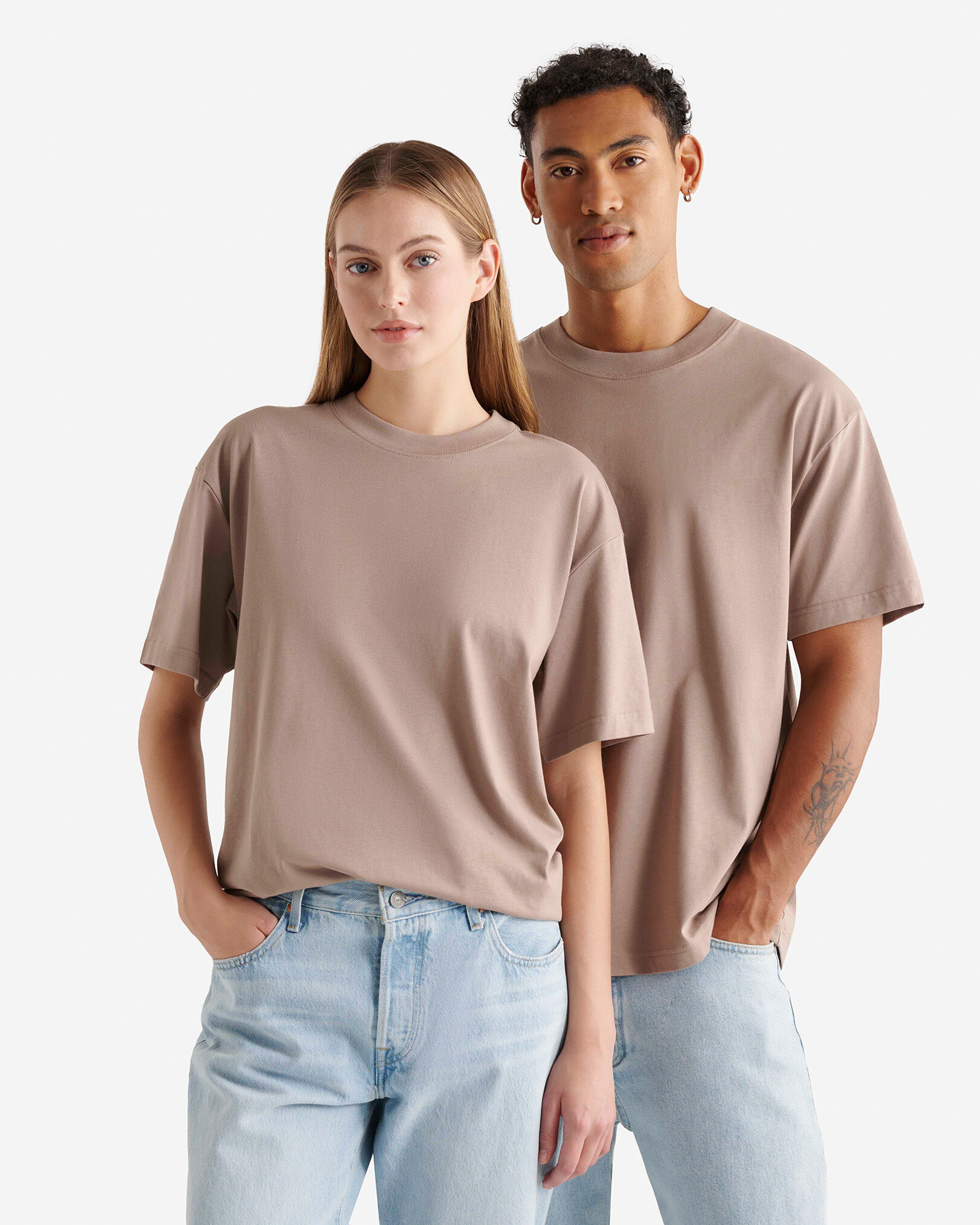 Womens Tops - T-shirts & Graphic Tees | Roots