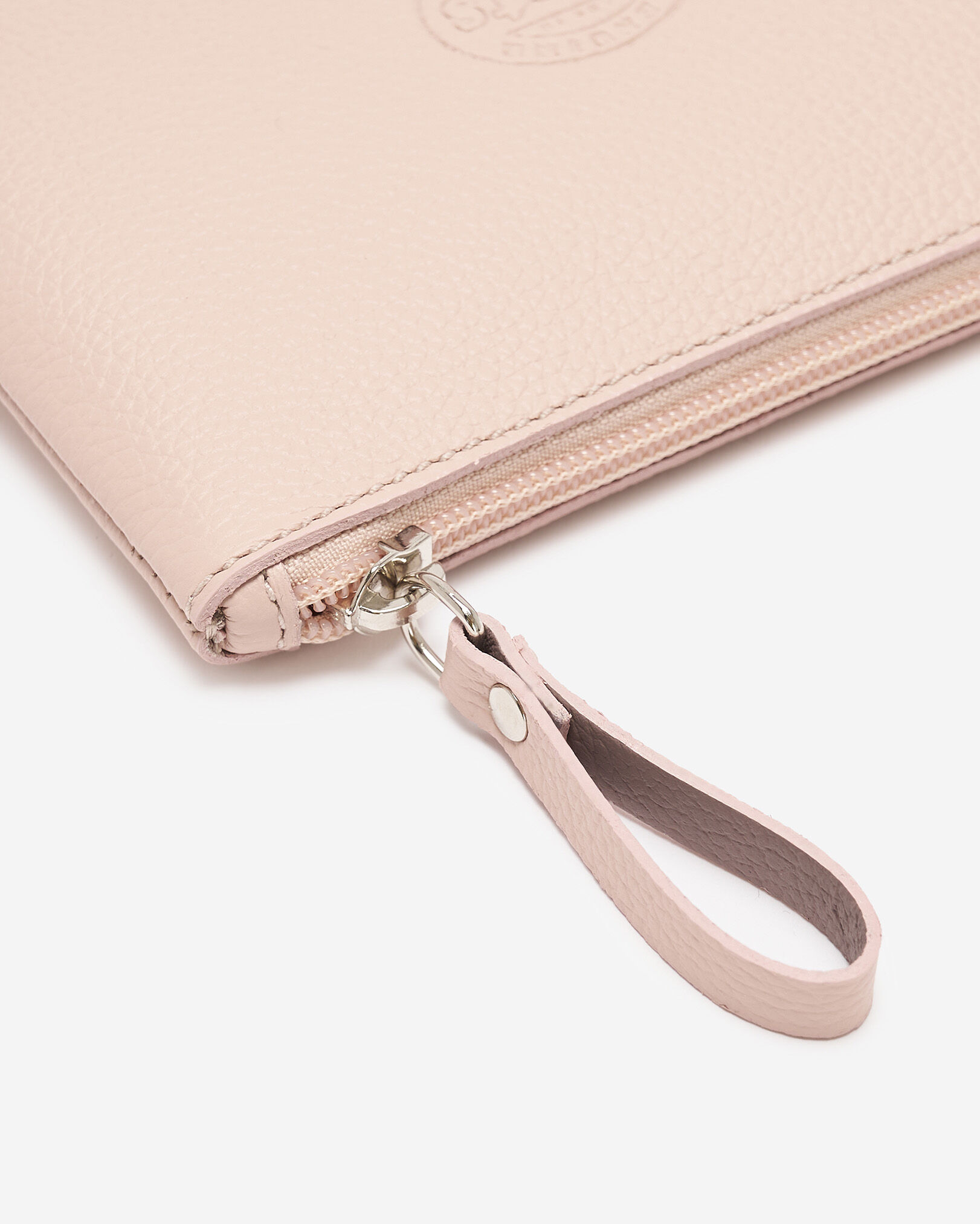 Heart Medium Zip Pouch Cervino