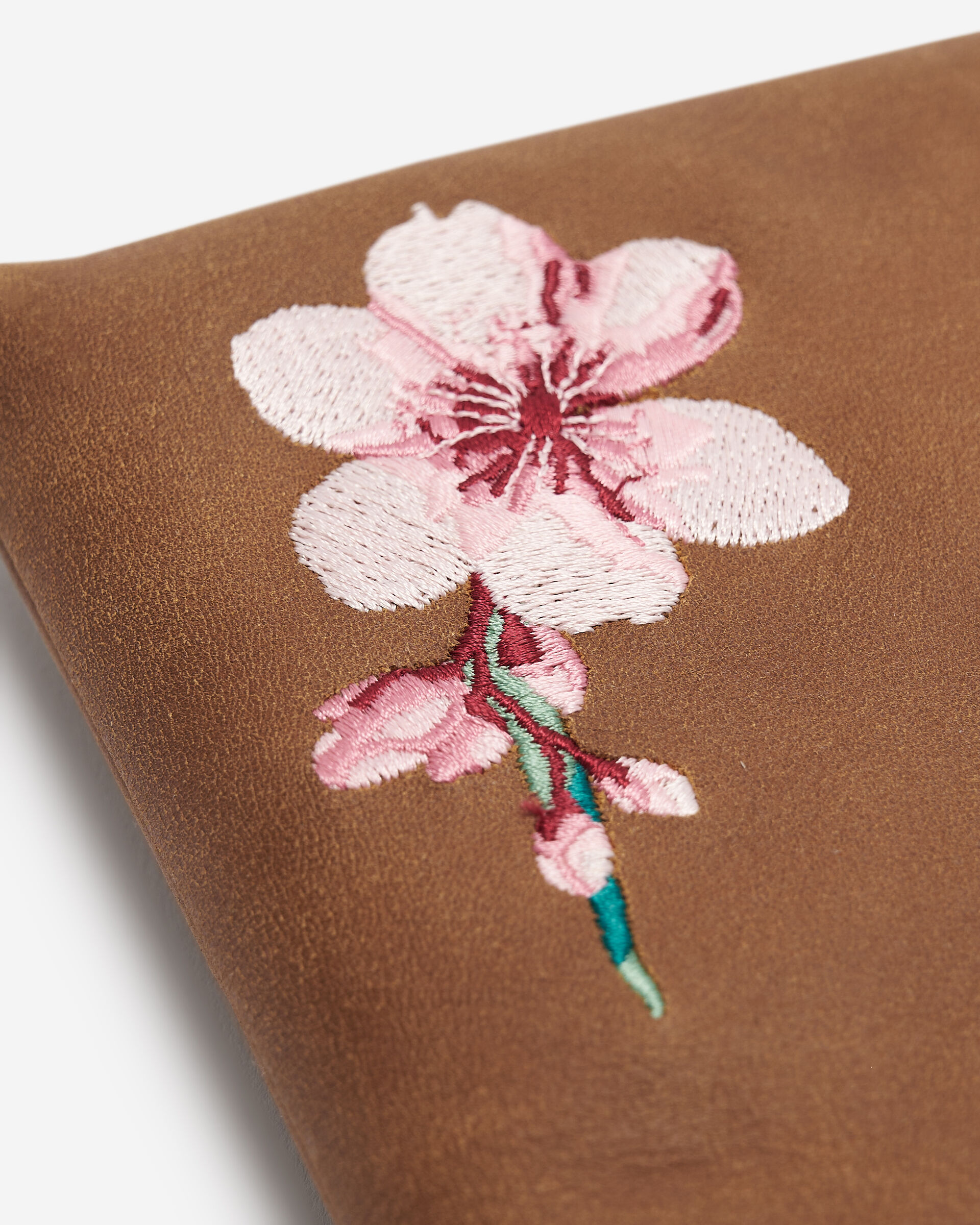 Floral Small Wristlet Tribe