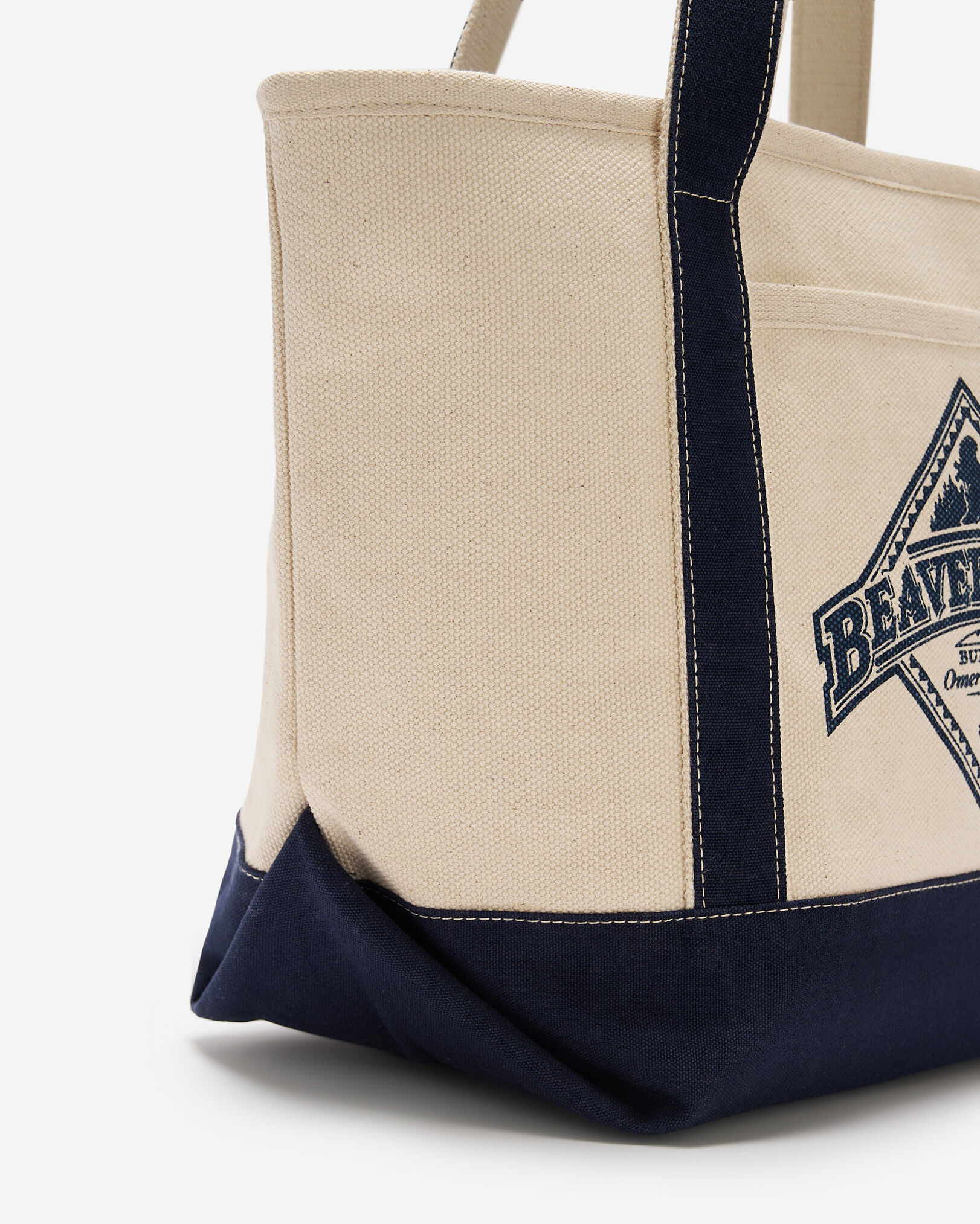 Beaver Canoe Pocket Tote