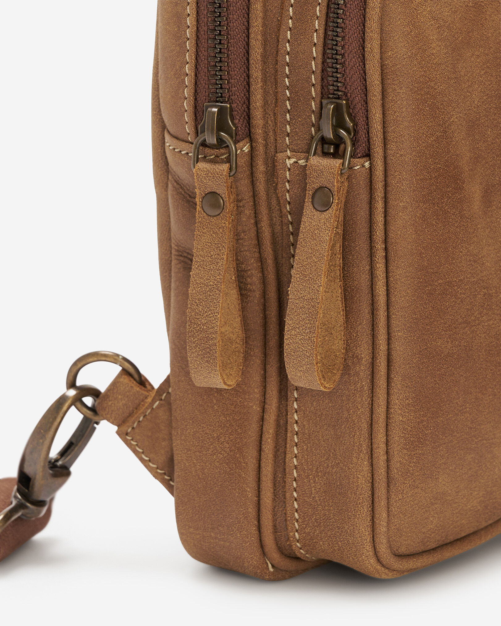 Roots sling bag online