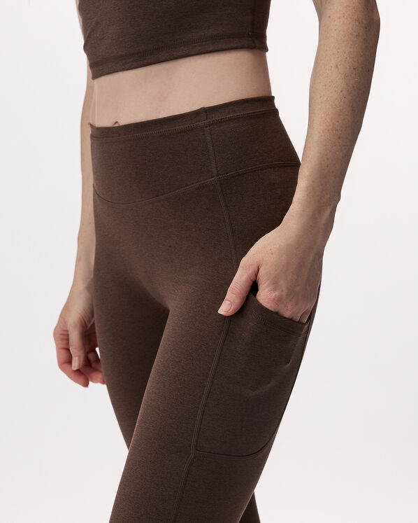Active Knit Flare Legging