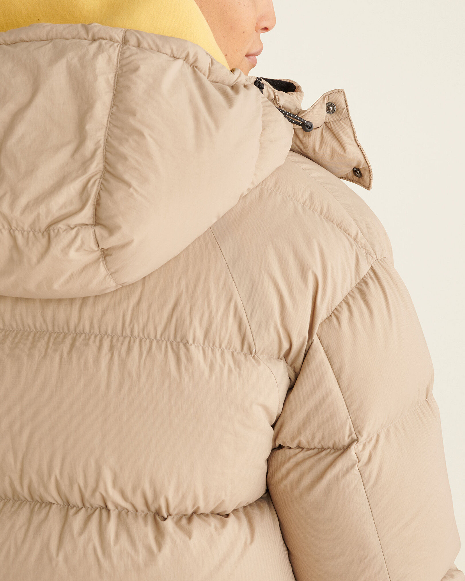 Blouson bouffant court en duvet Roots