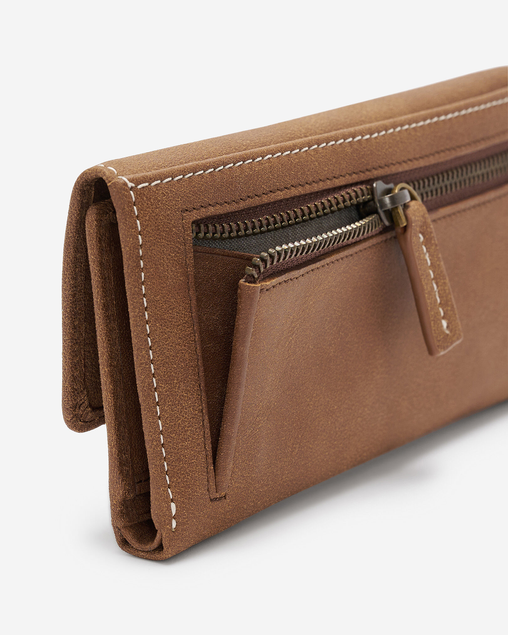 Leather trifold purse top