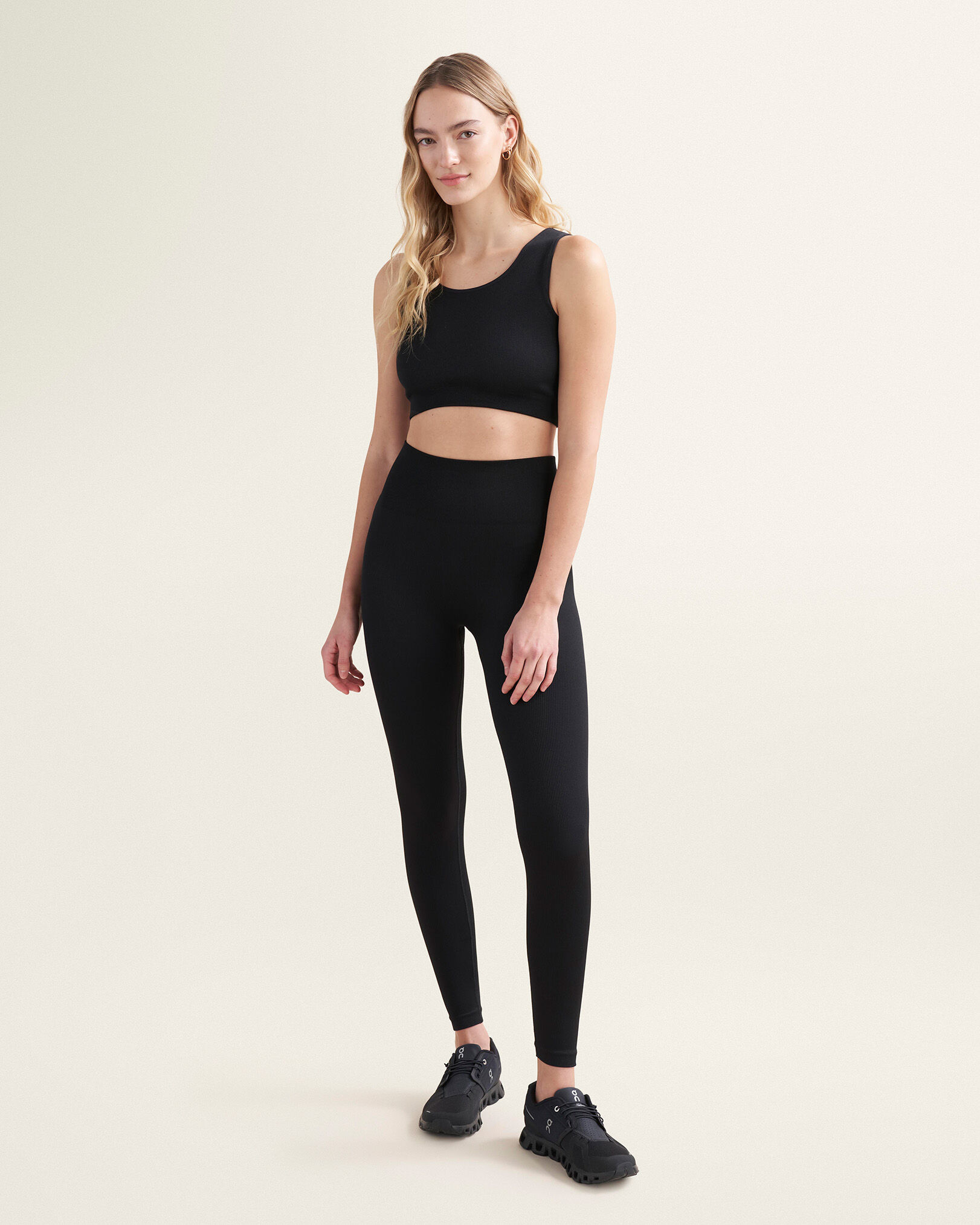 Sculpting sports leggings on sale