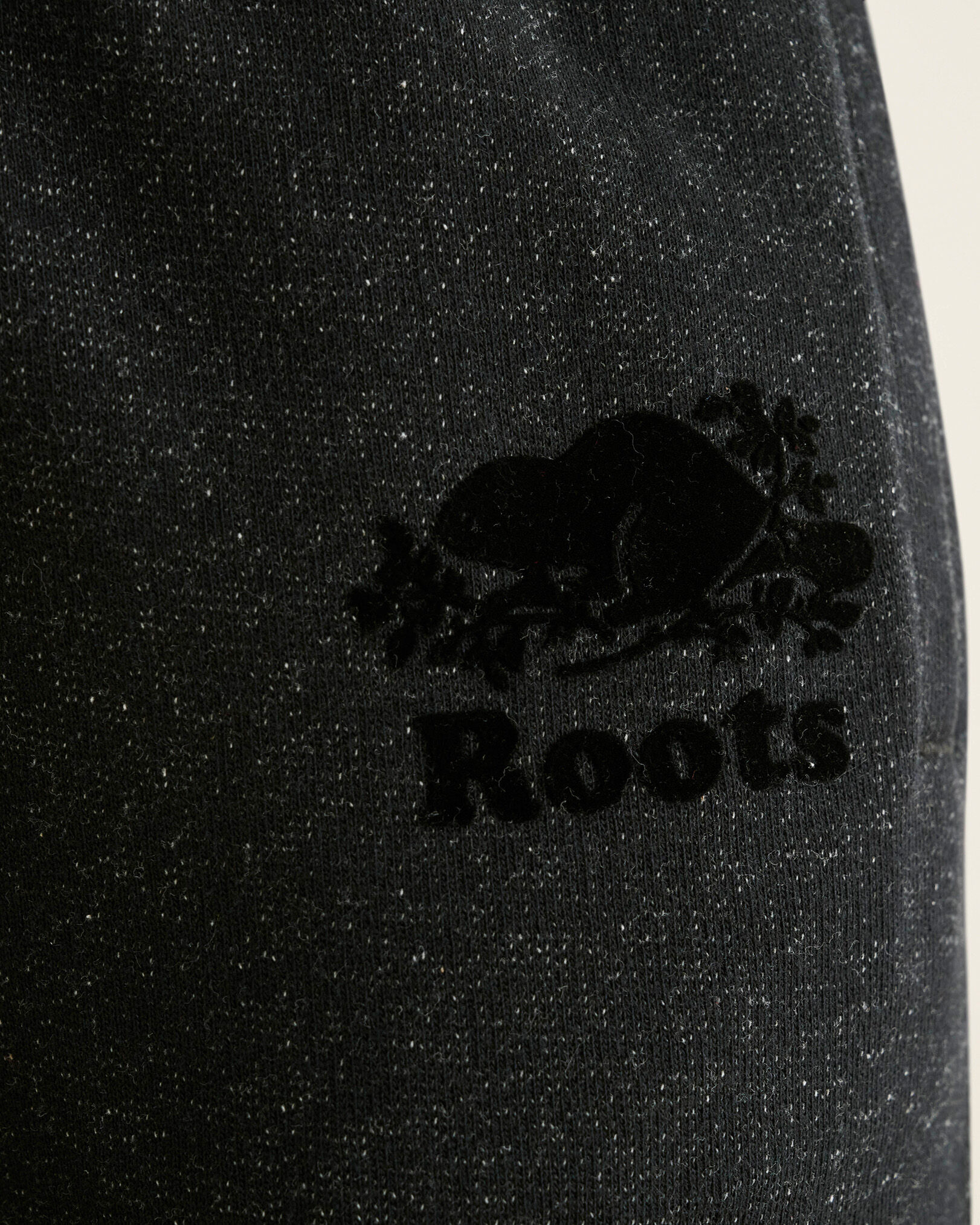 Pantalon original à cheville côtelée en molleton de coton bio