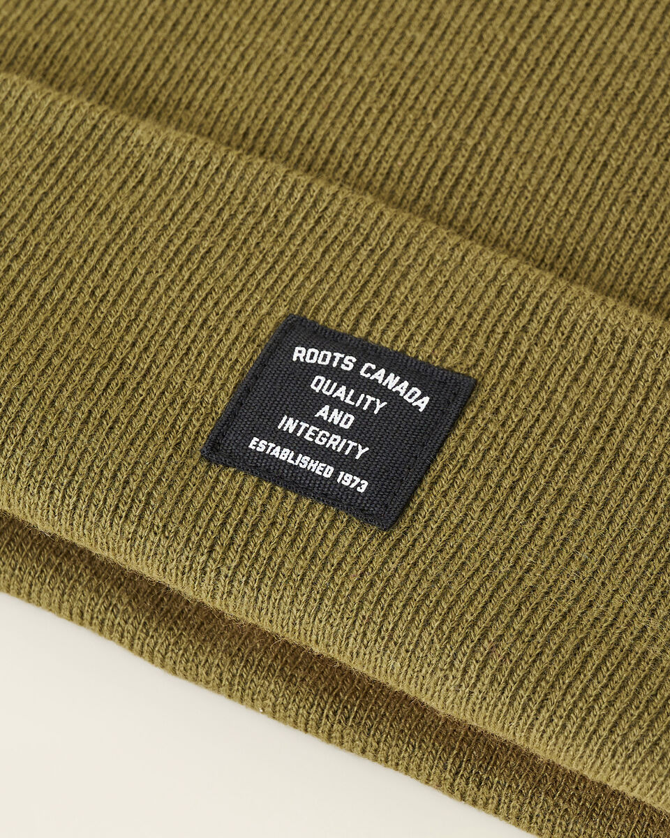 Bracebridge Tall Toque