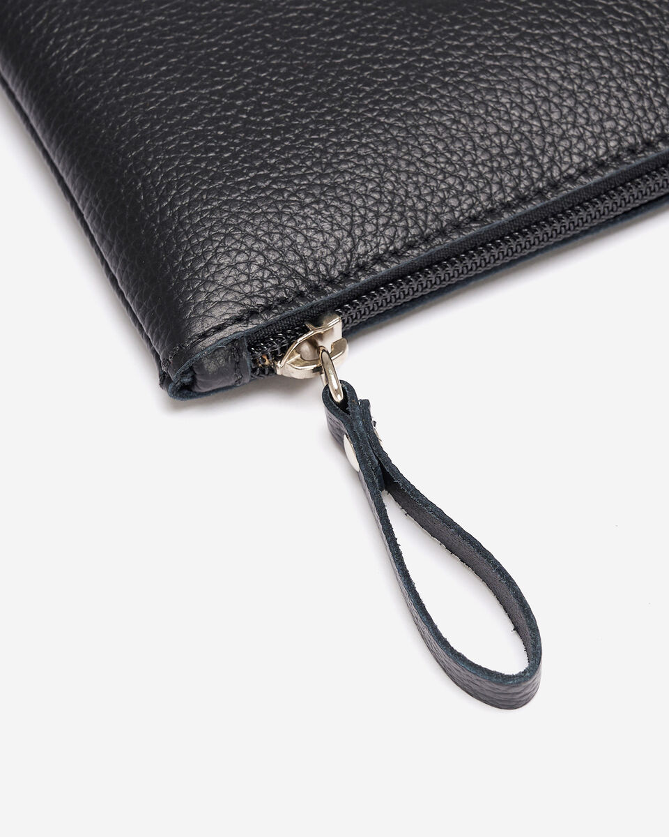 Roots Worldwide Pouch Spain