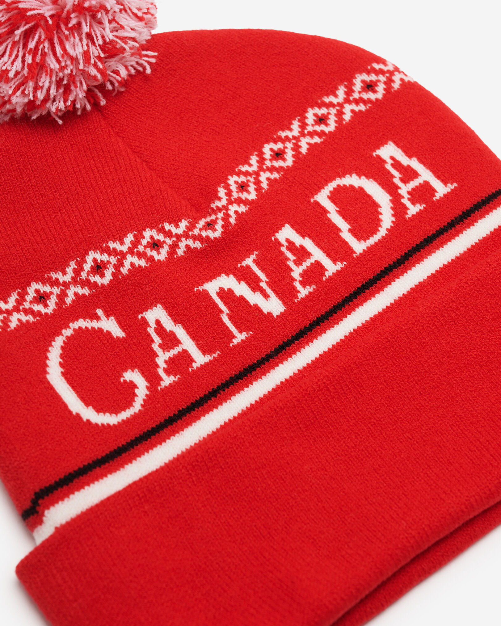 Canada Intarsia Toque