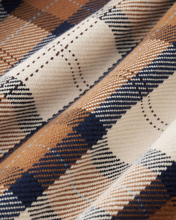 Chemise d&eacute;contract&eacute;e en serg&eacute; Cypress