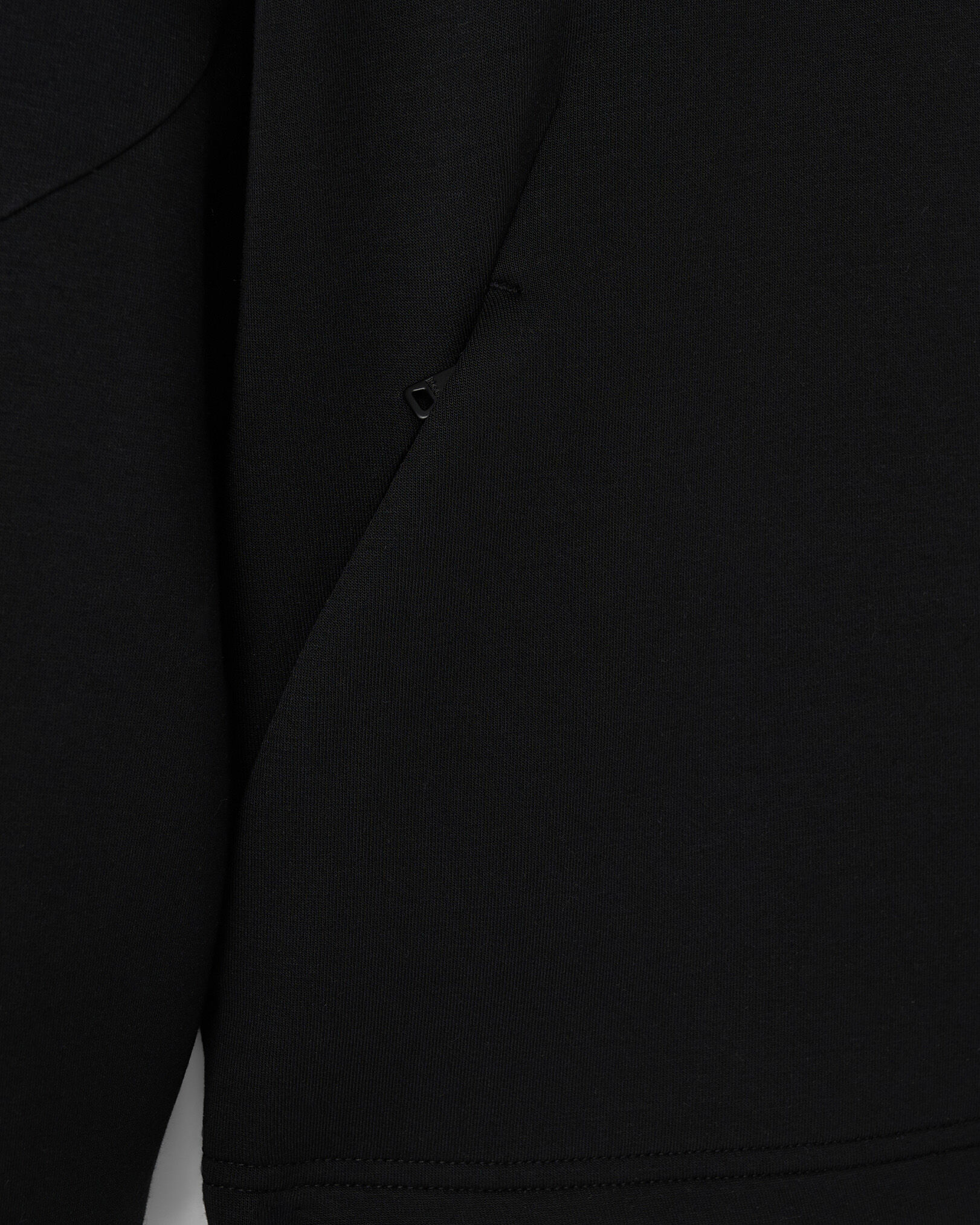 Roam Half Zip