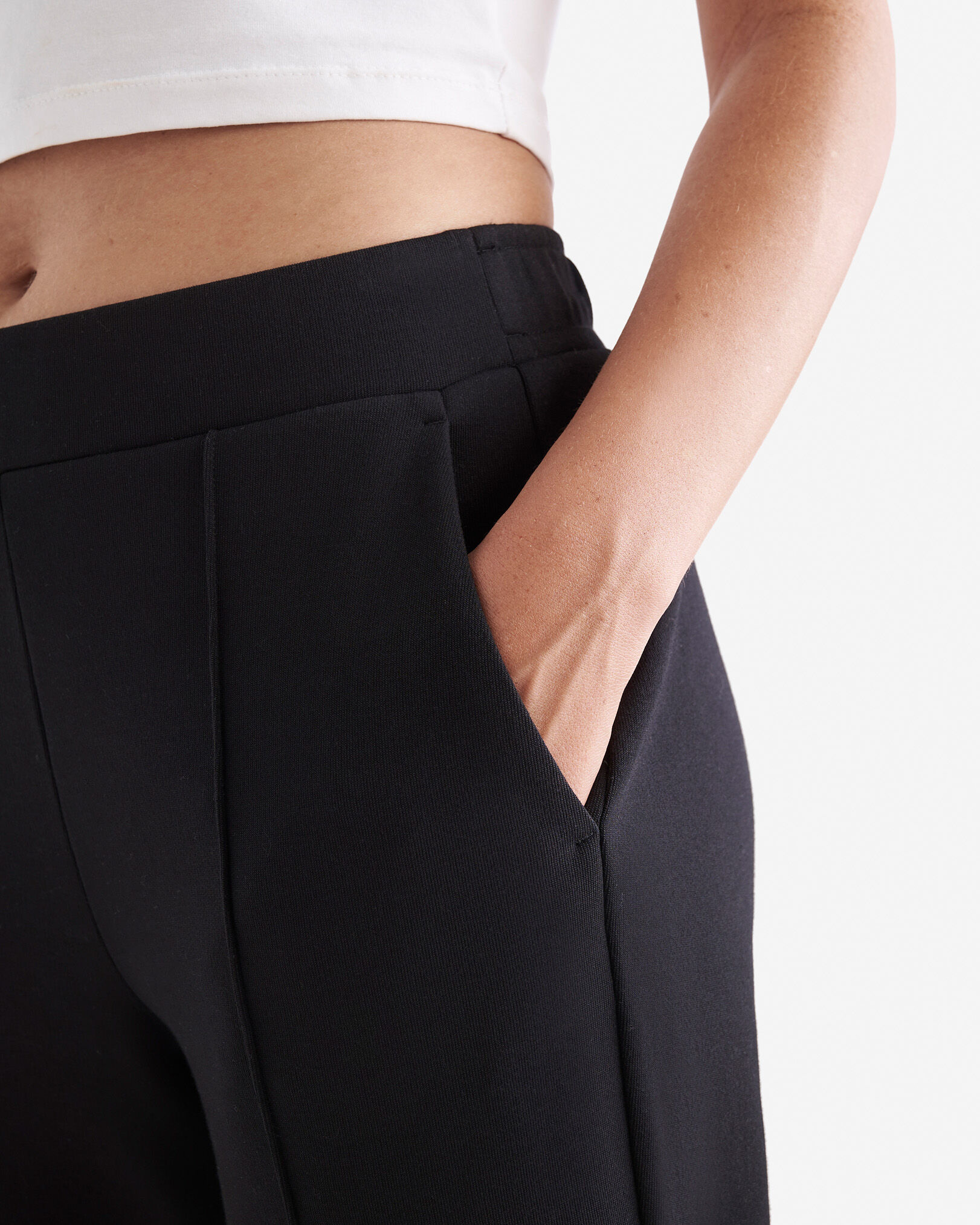 Recover Essential Pull On Pant