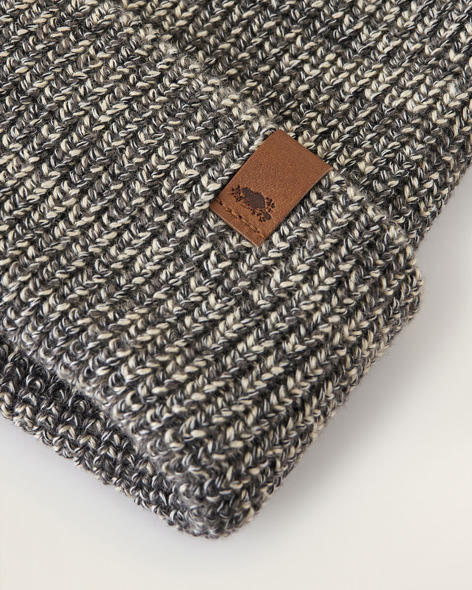 Hamilton Toque