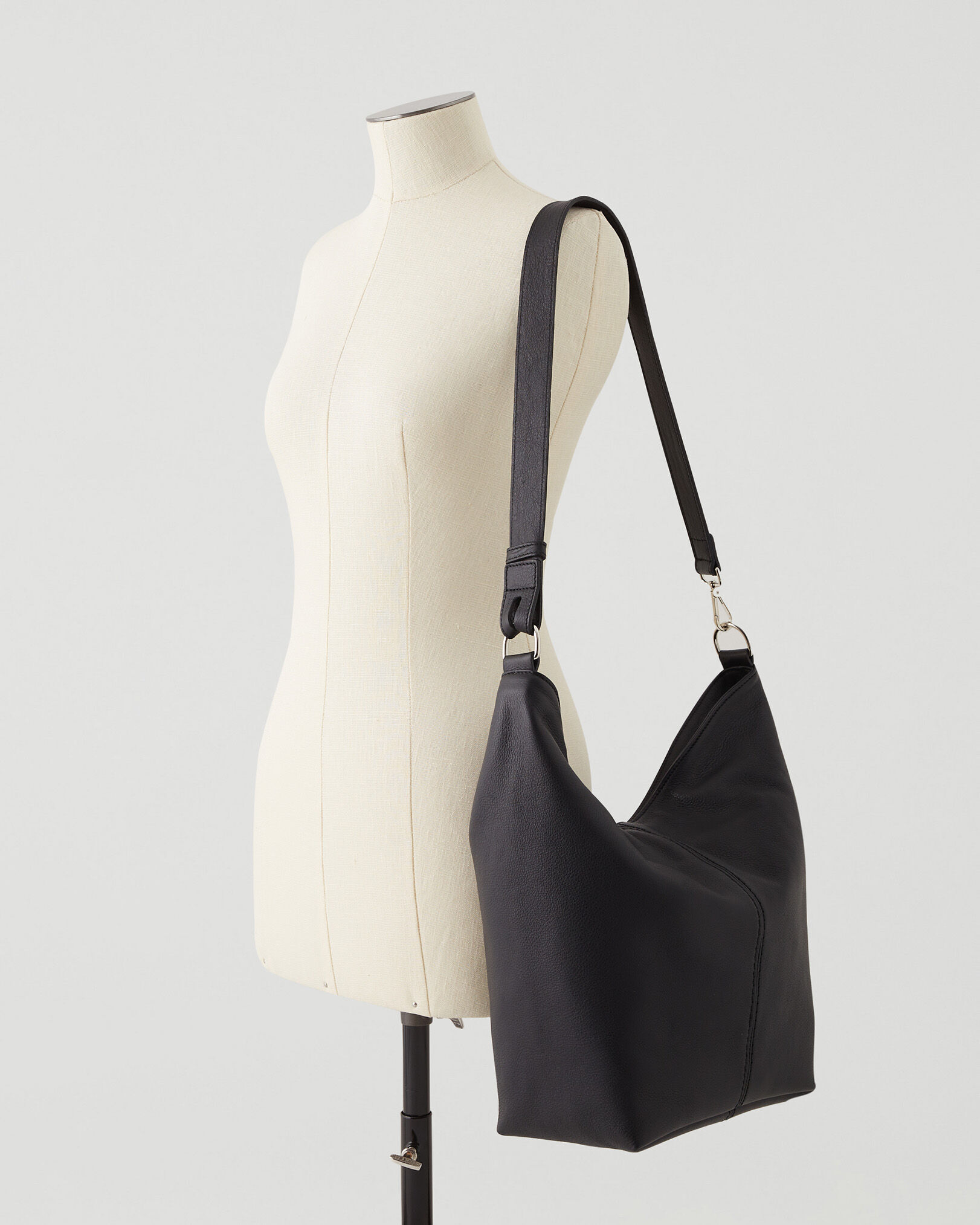 Roots cheap hobo bag