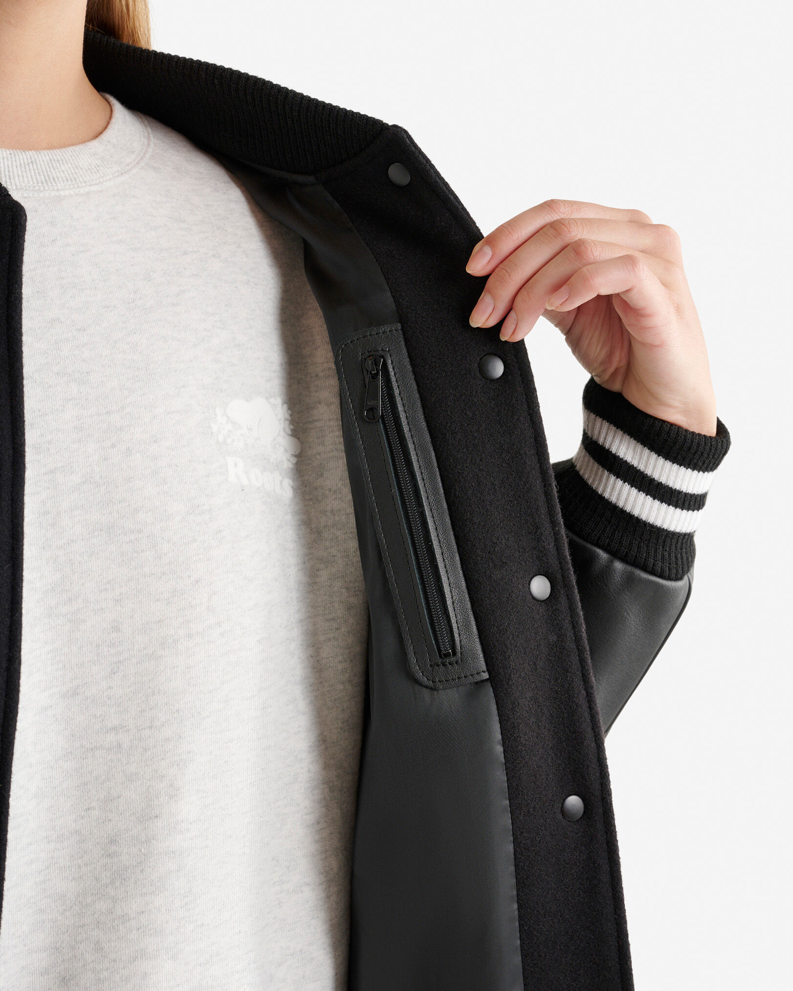 22FW●1993STUDIO●VINTAGE VARSITY JACKET 男女兼用 おしゃれ MUSINSA | 1993STUDIO Vintage Varsity Jacket (2 colors)