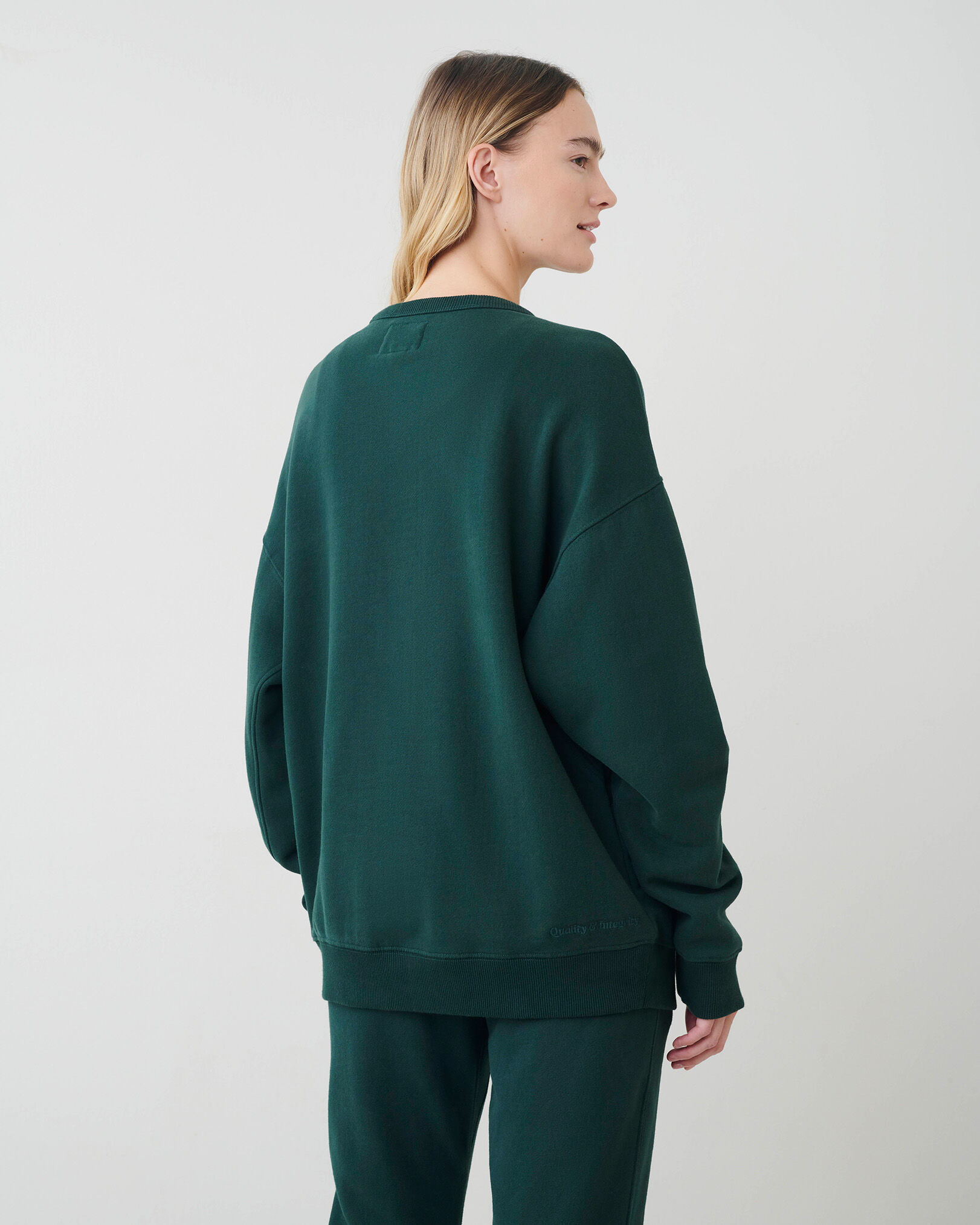 Roots crew deals neck sweater