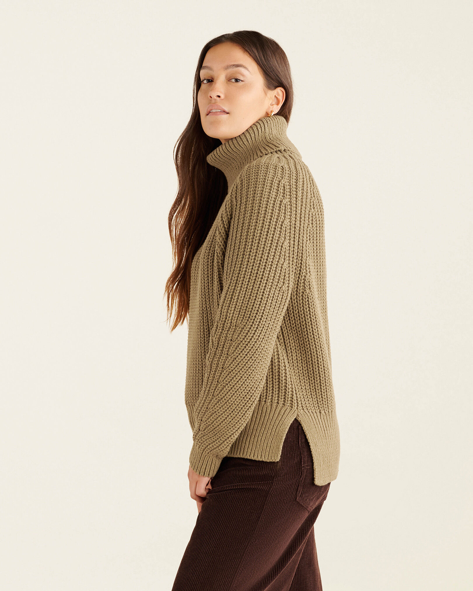 Elora Turtleneck Sweater Sweaters and Cardigans Roots
