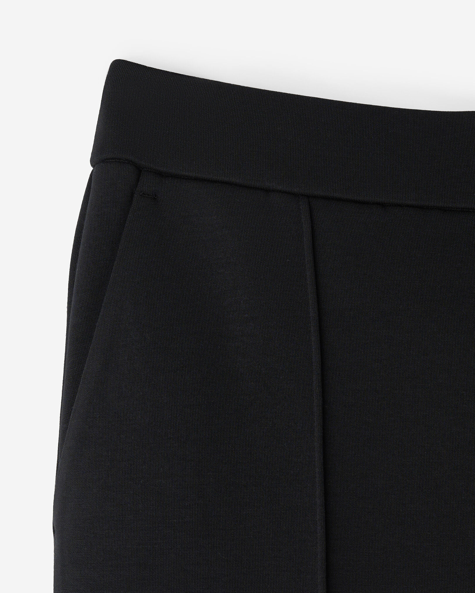 Roam Track Pant