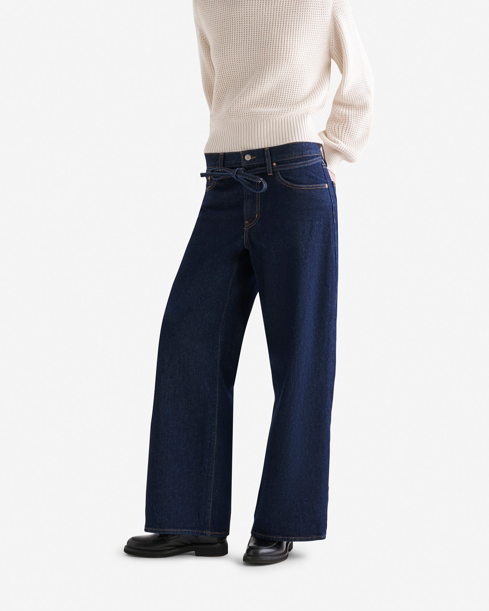 Levi's XL Straight Womens Jeans | Bottoms, Pants, Jeans | Roots