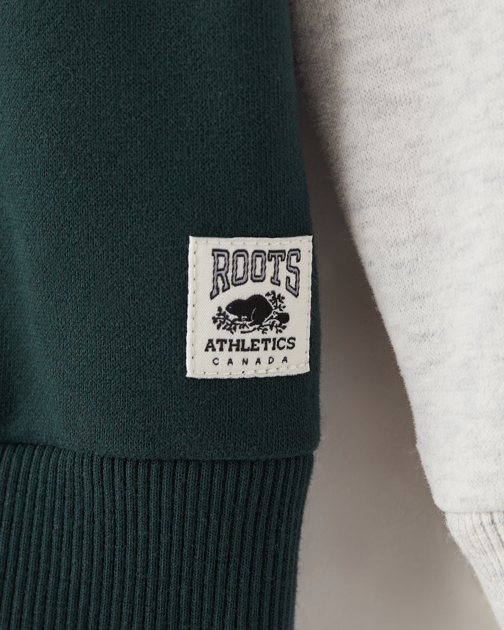 Retro crew clearance neck sweatshirts