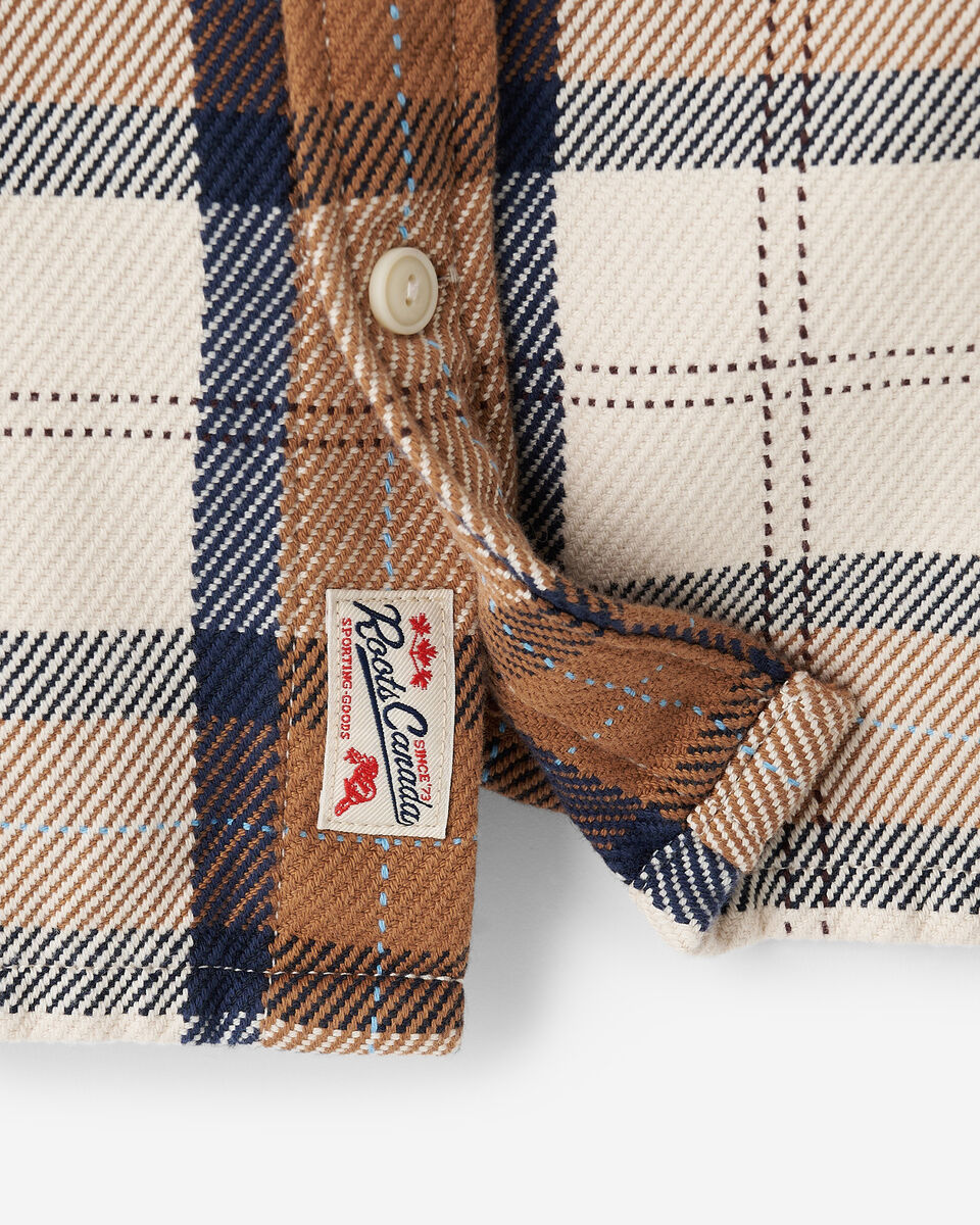 Chemise d&eacute;contract&eacute;e en serg&eacute; Cypress
