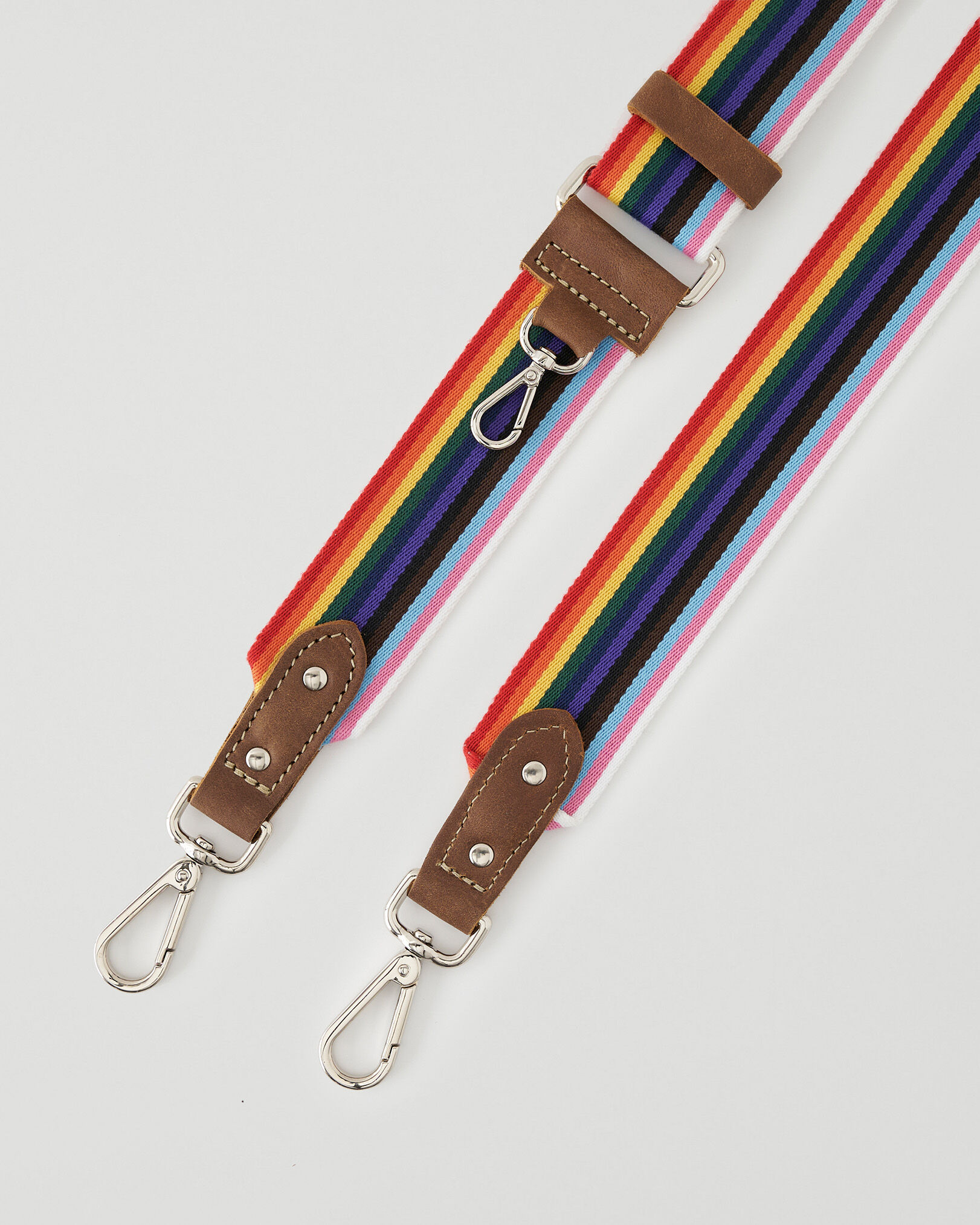 Leather bag store strap