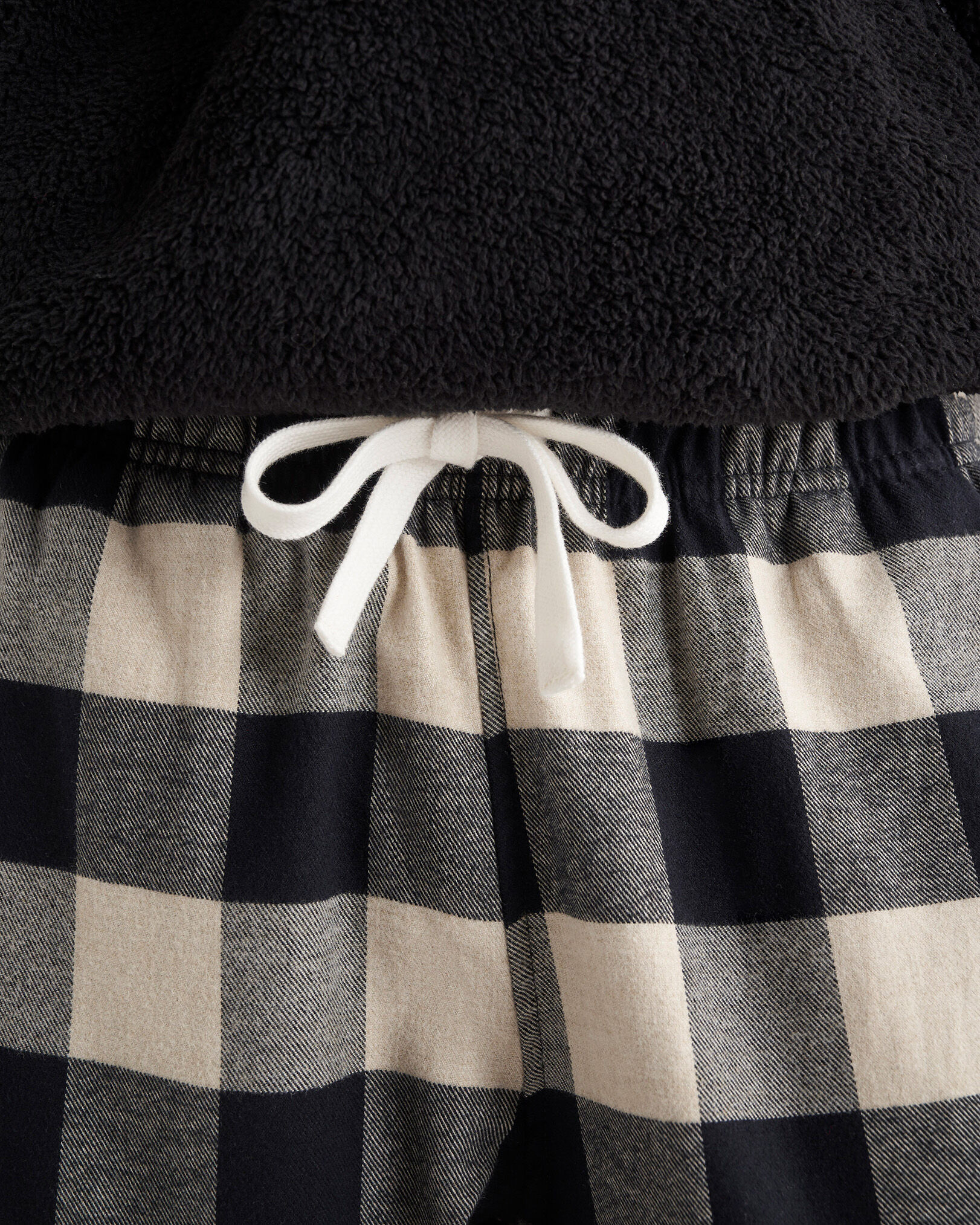 Women's black and white plaid pajama pant 2025