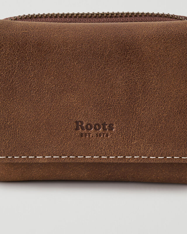 Roots Small Trifold Clutch Tribe. 6