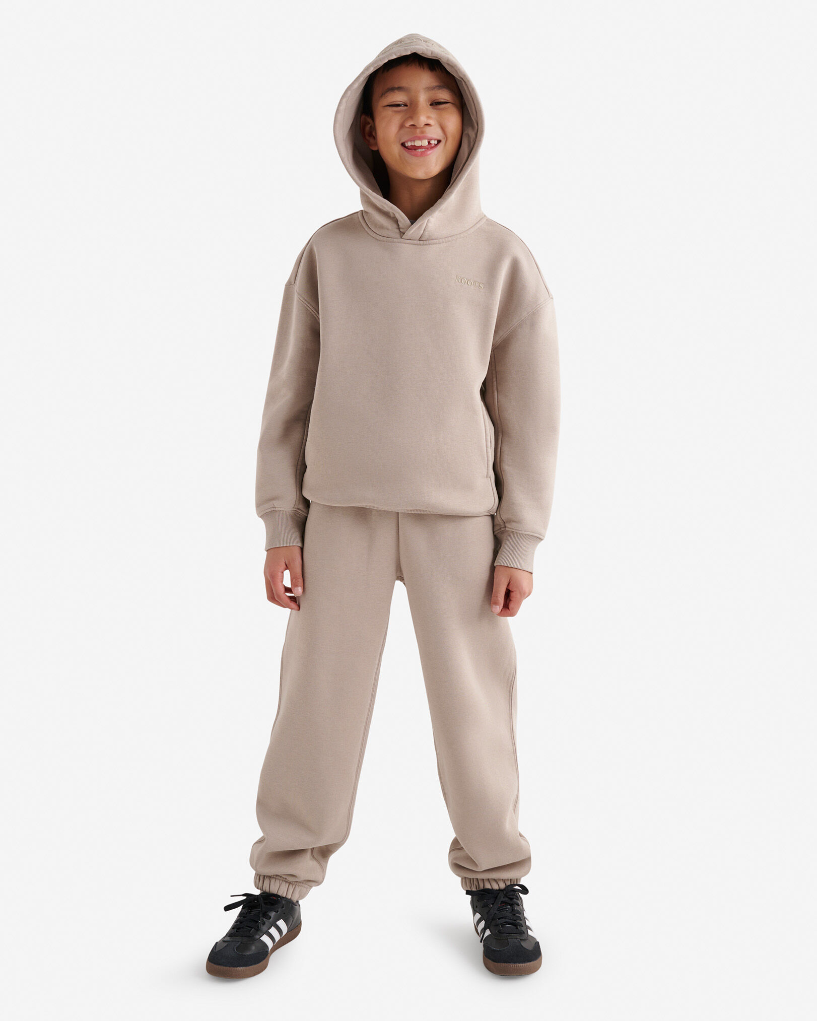 Chandail à capuchon Un pour enfants