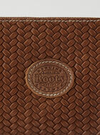 Pochette en cuir tressé
