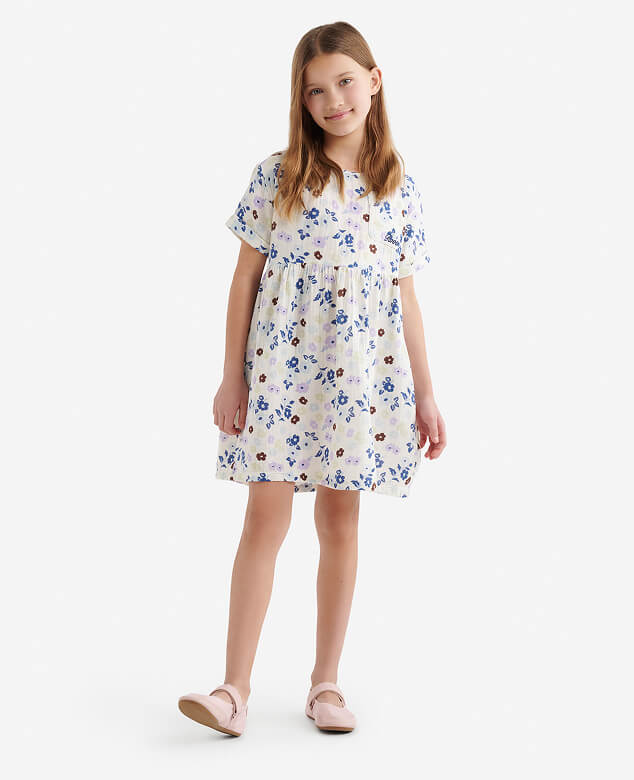Girl wearing kids Isla Cotton dress.