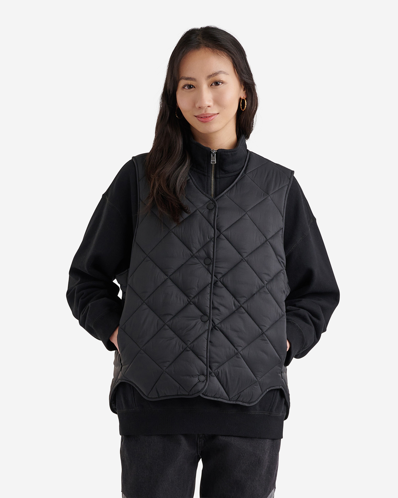 Roots Melville Quilted Vest in Black