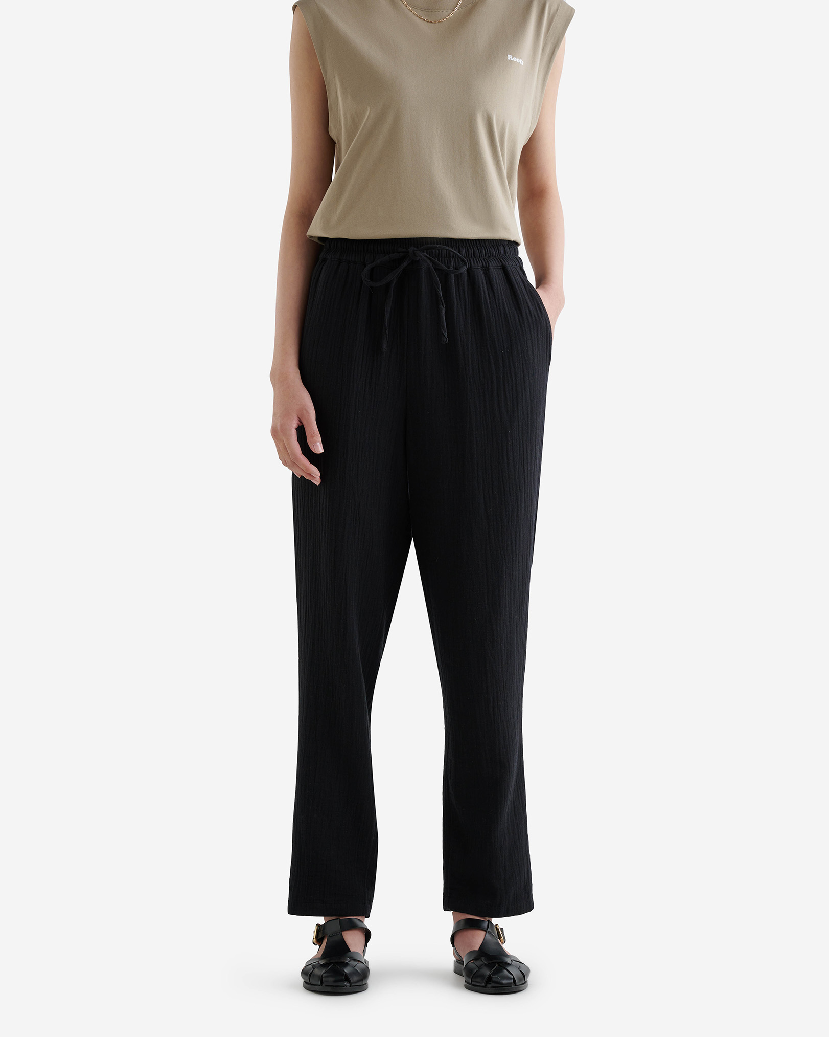 Roots Isla Cotton Gauze Pull On Pant in Black