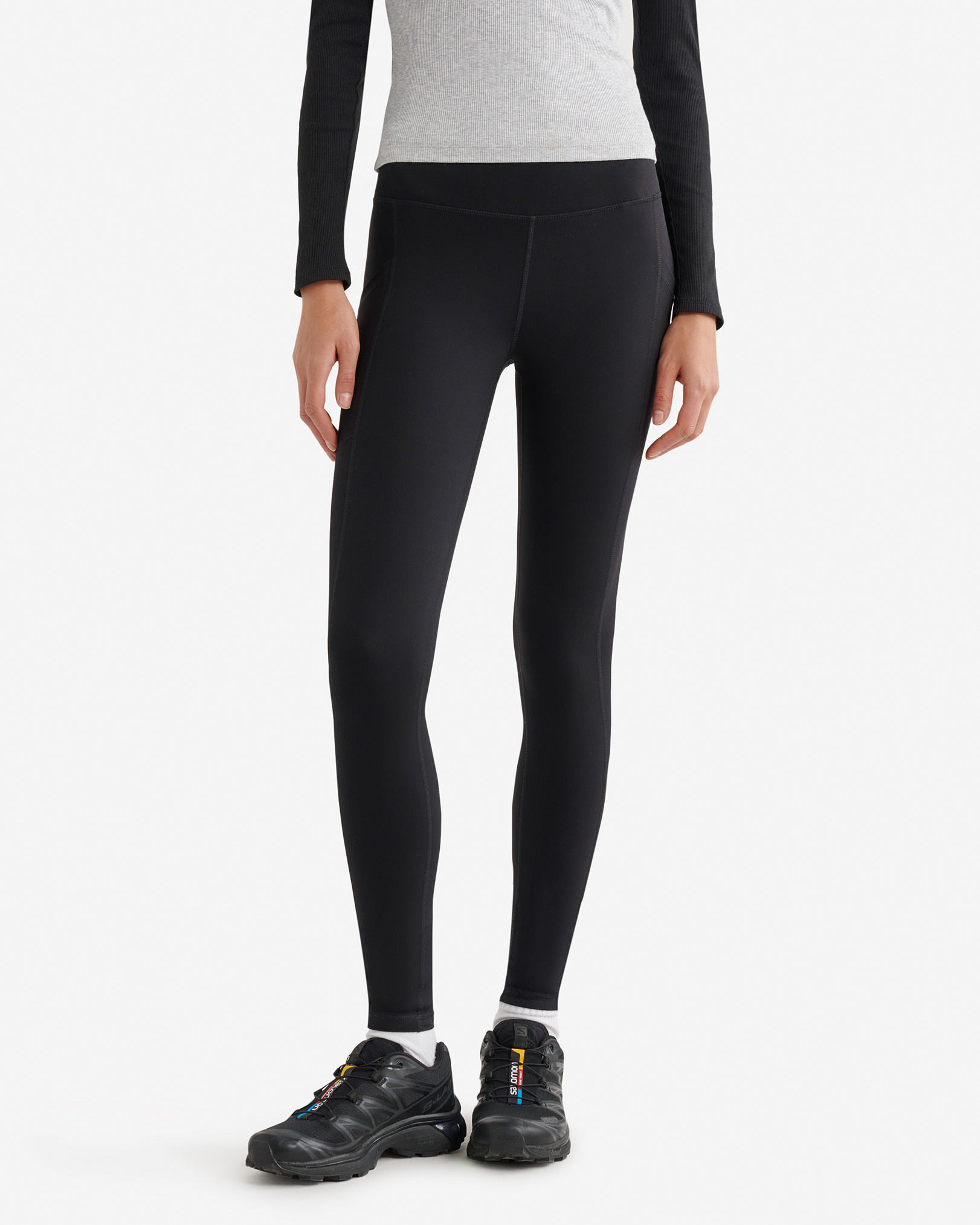 Roots Restore Stretch Pocket Legging in Black