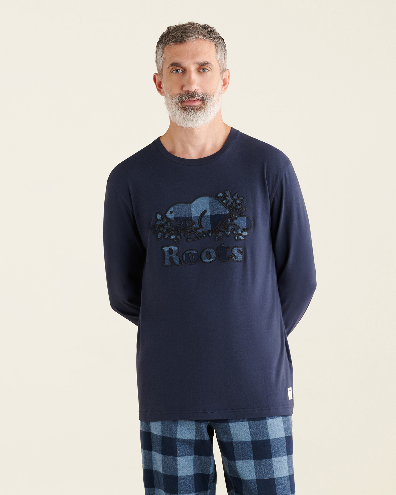 Roots Men's Cooper Plaid Long Sleeve T-Shirt in Navy Blazer