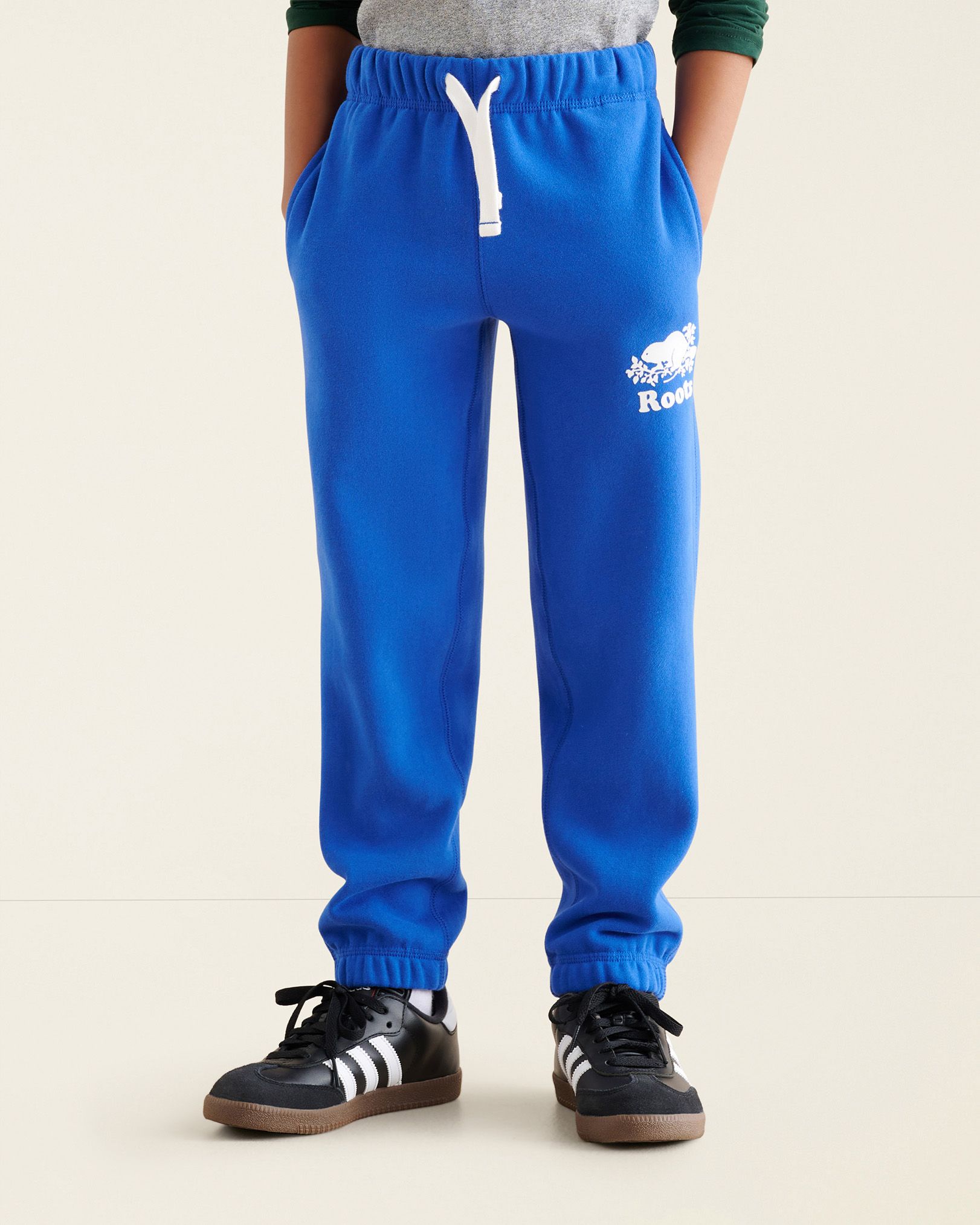 Roots sweatpants deals inside pocket