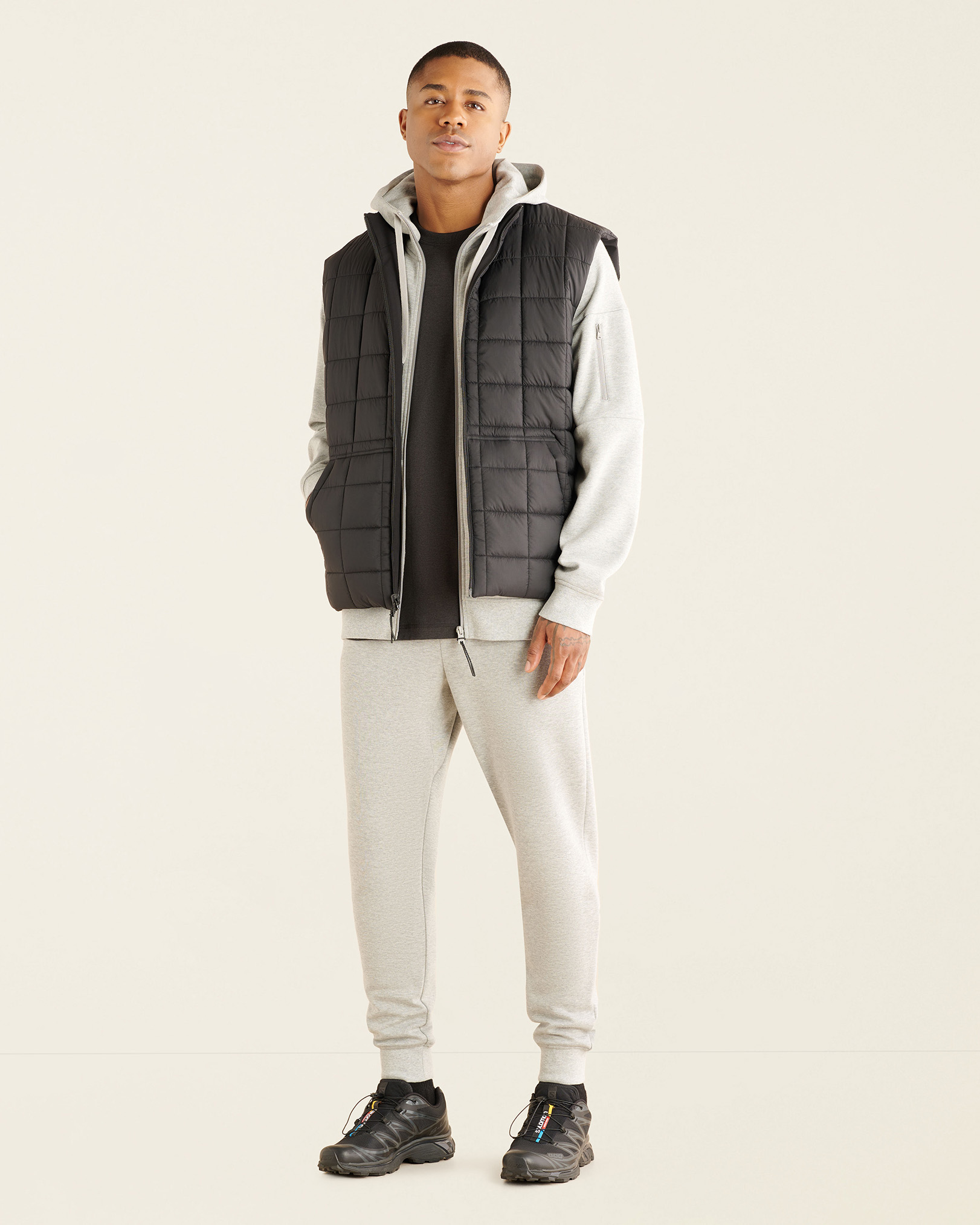 Roots Primaloft Reversible Vest in Black Shop Midtown