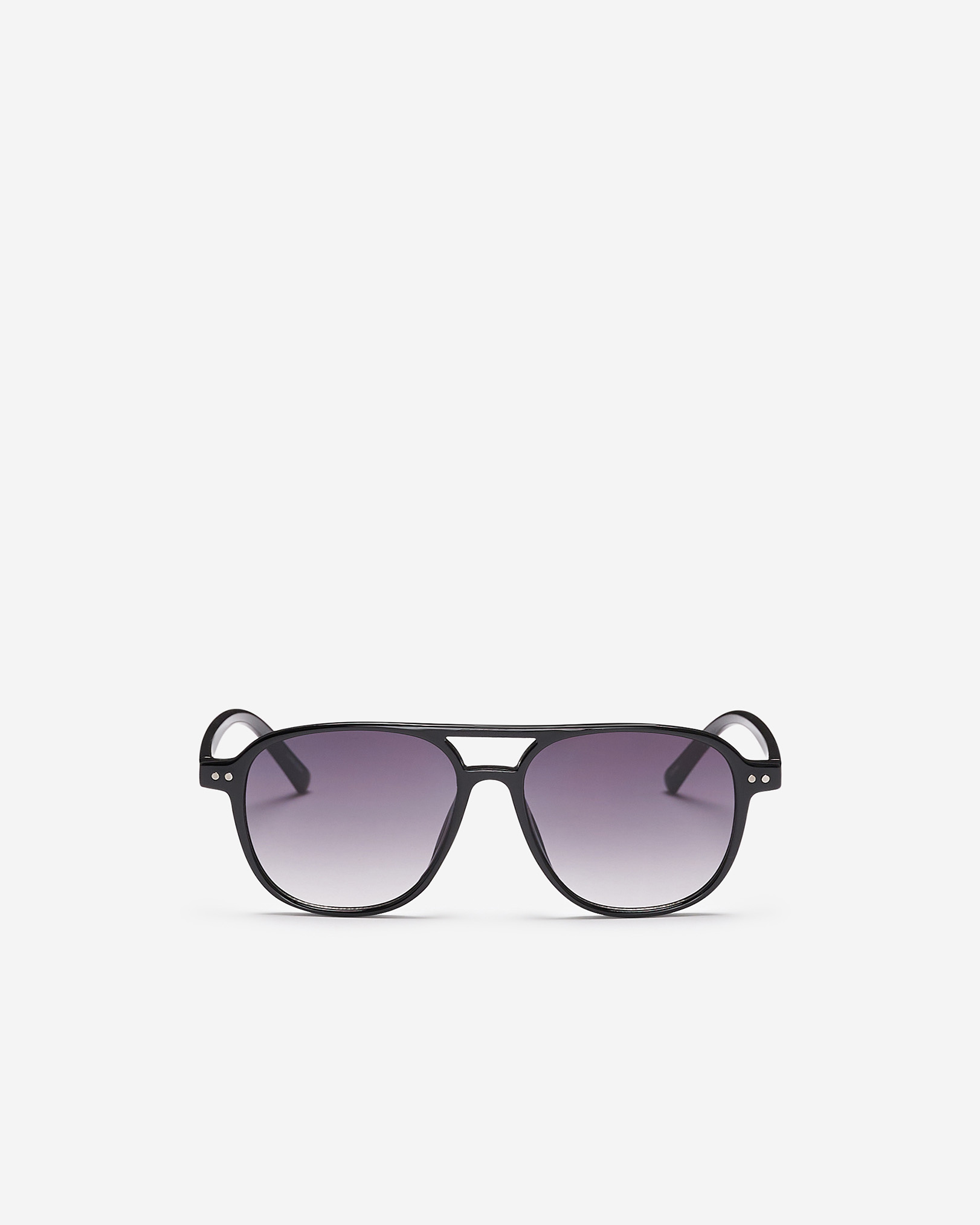 Roots Plastic Aviator Sunglasses in Black