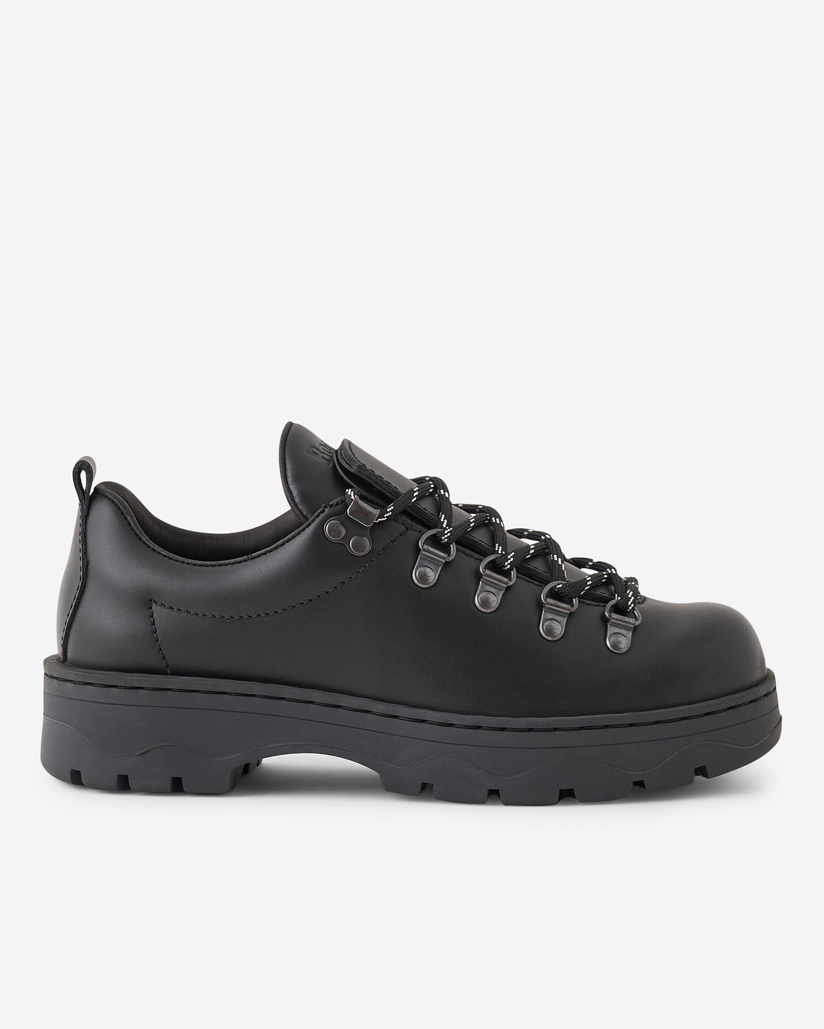 Roots Nordic Shoe in Black