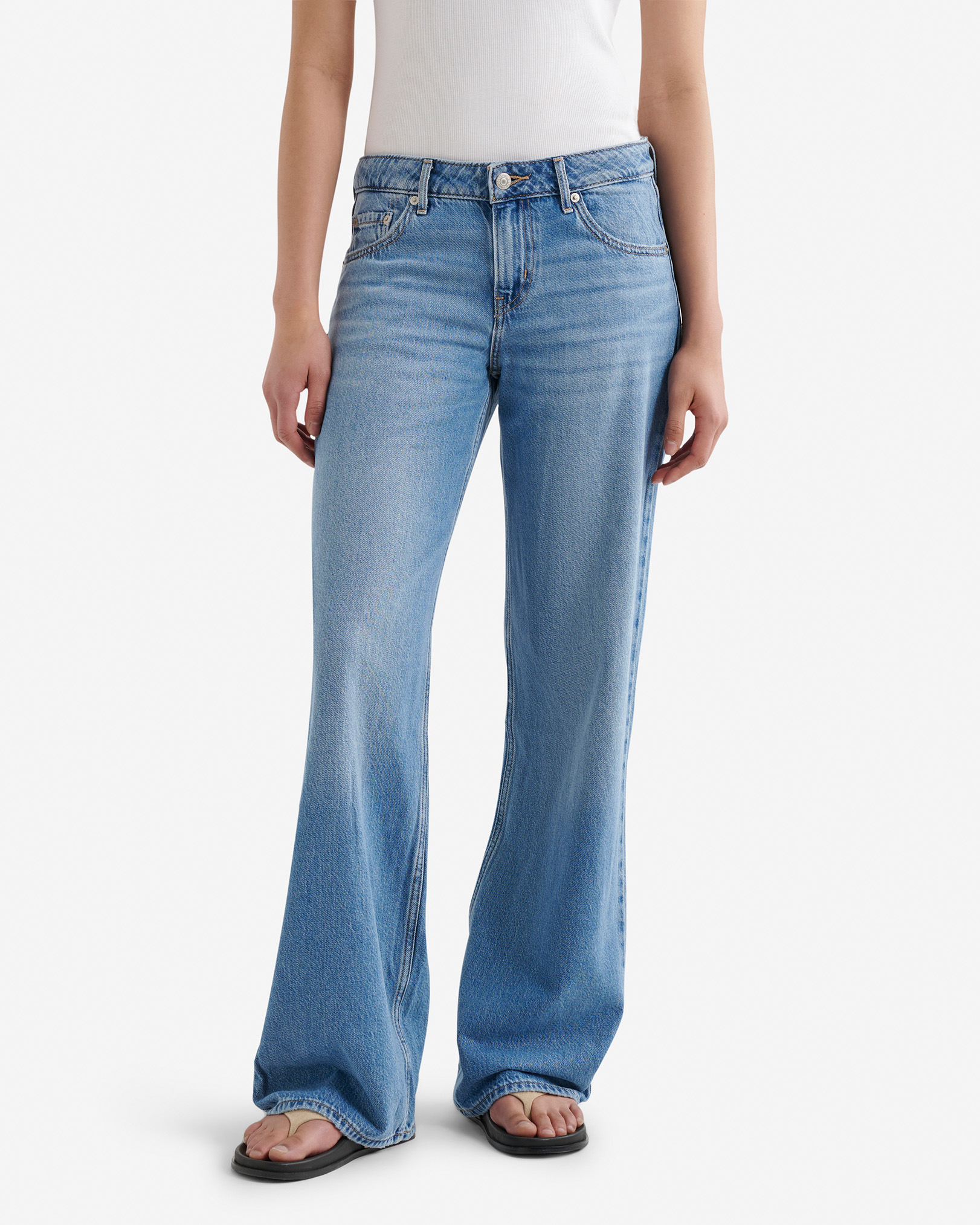 Levi's Low Loose Tencel Womens Jeans - Medium Blue